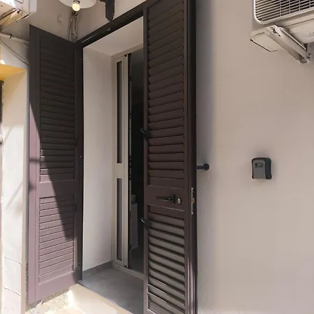 Duomo Rent & Flat Bed & Breakfast 3*